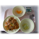 ８月５日（金）　夏野菜カレー　コールスロー