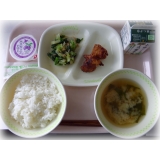 １０月５日（水）　から揚げ　おひたし　ハスカップゼリー