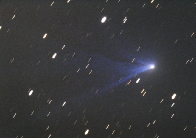 パンスターズ彗星(C/2016 R2)