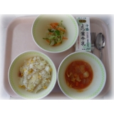 12月11日（火）　コーンピラフ　ミネストローネ（除去食）