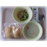 6月6日（水）　ソフトフランスパン　ポークシチュー　小松菜サラダ