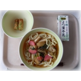 7月18日（水）　かしわうどん　ちくわの磯部揚げ