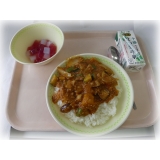 8月19日（月）　夏野菜カレー　ぶどうゼリー