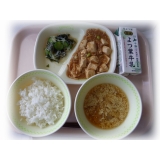 10月6日（火）　麻婆豆腐　酢の物　玉ねぎと玉子のみそ汁