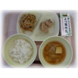 10月12日（月）　鶏の照り焼き（代替食）