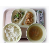 5月31日（月）　チキン南蛮　小松菜とベーコンのサラダ　中華スープ
