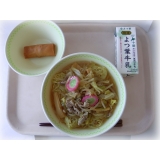 6月17日（木）　しょうゆラーメン　春巻