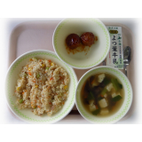 12月3日（金）　焼き豚チャーハン　肉団子　中華スープ