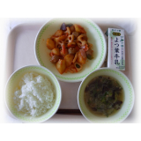 5月16日（月）　肉団子と野菜の甘酢炒め　ねぎごまスープ