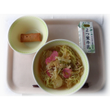 5月19日（木）　しょうゆラーメン　春巻