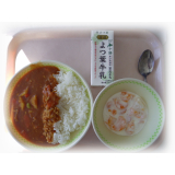 1月27日（金）　チキンカレー　果物ヨーグルト