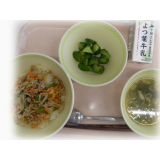 6月16日（金）韓国風ぶたもやし丼　きゅうりの中華和え　わかめスープ