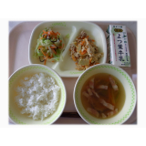 10月16日（月）　ふきと豚肉のみそきんぴら　野菜の甘酢和え　沢煮わん