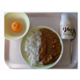 12月8日（金）　チキンカレー　みかん