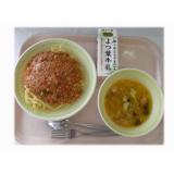 3月14日（木）　ミートソーススパゲティ　オニオンスープ