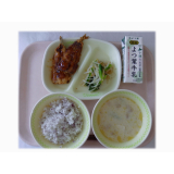 6月7日（金）　ゆかりごはん　いわしの蒲焼き風　もやしのなめたけ和え　ミルク豚汁