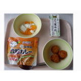 6月21日（金）　救給カレー　ほたてフライ　杏仁豆腐