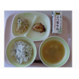 9月6日（金）　わかめごはん　鶏の照り焼き　切干大根のごま和え　豚汁