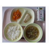 9月10日（火）　さばの塩焼き　にんじんしりしり　もずくのみそ汁