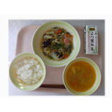 3月4日（火）　八宝菜　坦々スープ