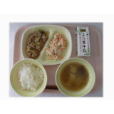 3月17日（月）　豚肉のしょうが炒め　切干大根のごまマヨ和え　もずくのみそ汁
