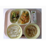 4月7日（月）　じゃがいものそぼろ煮　おひたし　ふのりのみそ汁