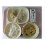 4月30日（水）　肉しゅうまい　もやしのカレーサラダ　かきたま汁