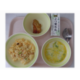 6月27日（金）　ベーコンピラフ　スパイシーチキン　トルコ風野菜のスープ
