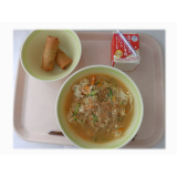 7月31日（金）　冷やしごまだれうどん　春巻
