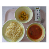 10月2日（木）　つけナポリタン　かぼちゃサラダ