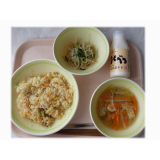 10月10日（金）　焼き豚チャーハン　もやしのナムル　春雨スープ