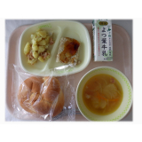 10月15日（水）　ミルクパン　和風れんこんハンバーグ　ジャーマンポテト　洋ふスープ