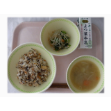 11月14日（金）　こぎつねごはん　もやしのなめたけ和え　根菜みそ汁