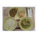 11月17日（月）　豚肉のしょうが炒め　切干大根のごまマヨ和え　もずくのみそ汁