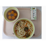 12月18日（木）　五目うどん　冬至しるこ