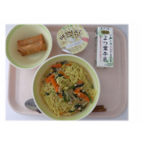 3月12日（木）　みそラーメン　春巻　ヨーグルト