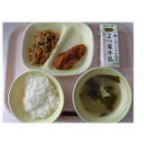 4月28日（火）　釧路産鱈フライ　切干大根の中華炒め　たまねぎのみそ汁