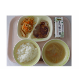 5月26日（火）　トンテキ　切干大根の炒り煮　もやしのみそ汁