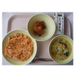 7月24日（金）　チキンライス　星のコロッケ　ふわふわスープ
