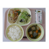 7月28日（火）　豚肉の甘みそ炒め　キャベツとのりのナムル　すまし汁