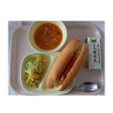 8月26日（水）　ホットドッグ　フレンチサラダ　夏のミネストローネ